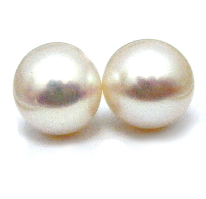 White 8mm Half Drilled Round Pairs